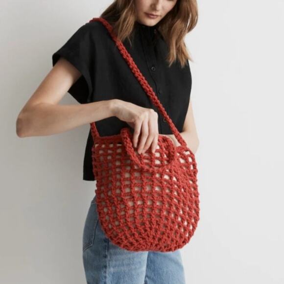 NEW Madewell Woven Crochet Macrame Boho The Crocheted Shoulder Bag in Poppy Red - Picture 1 of 8